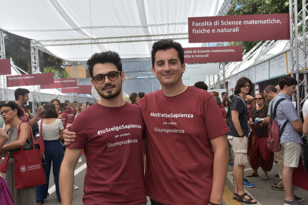 Students of the Faculty at a previous edition of the Open Day