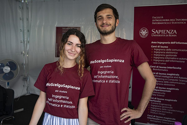 Students of the Faculty at a previous edition of the Open Day